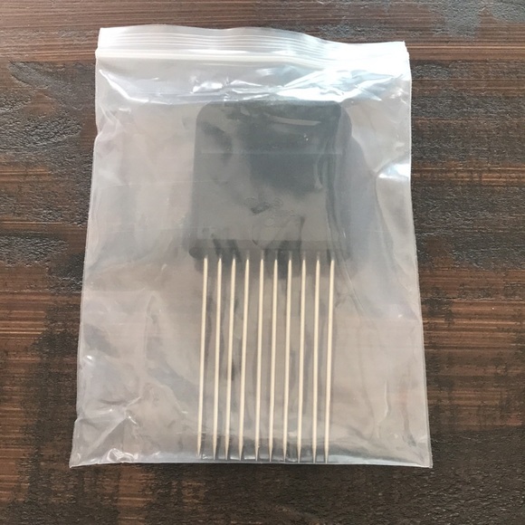 The Pampered Chef Hold N Slice Holder - Picture 7 of 7